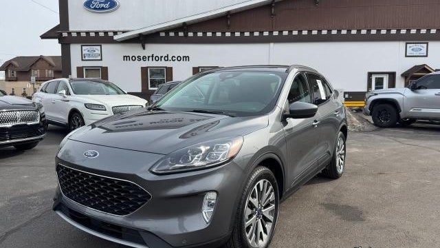 Preowned 2022 Ford Escape Titanium for Sale