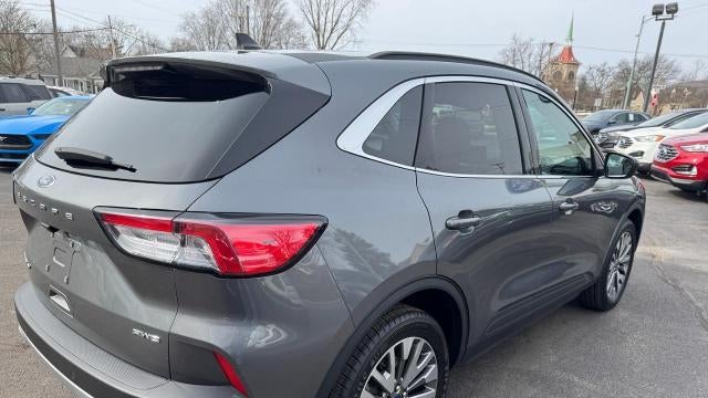 2022 Ford Escape Titanium
