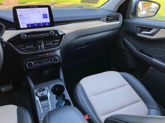 2022 Ford Escape - $26,205