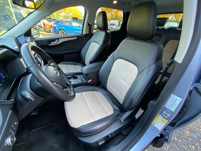 2022 Ford Escape - $26,205