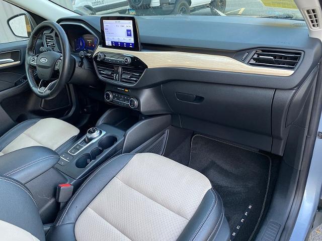 2022 Ford Escape - $26,205