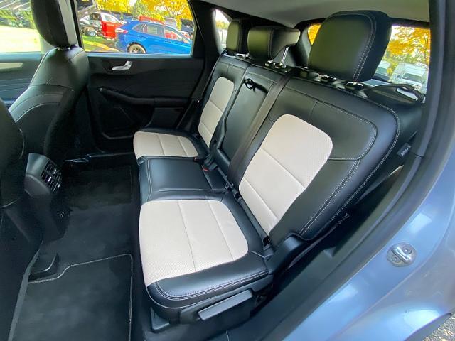 2022 Ford Escape - $26,205