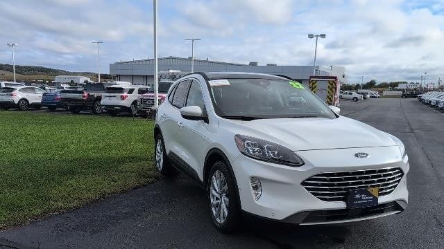 2022 Ford Escape Titanium