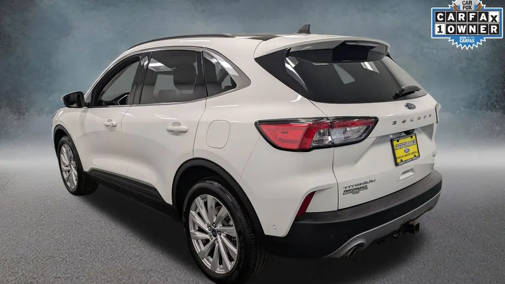 2022 Ford Escape Titanium