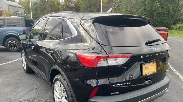 2022 Ford Escape Titanium