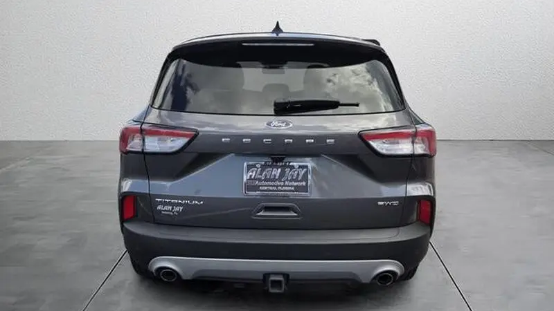 2022 Ford Escape Titanium