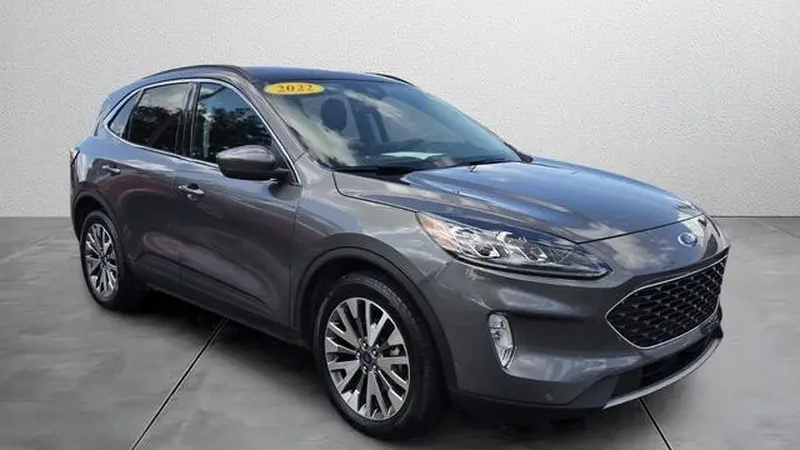 2022 Ford Escape Titanium