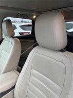 2018 Escape Thumbnail 4