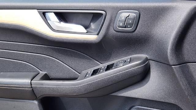 2021 Ford Escape Titanium