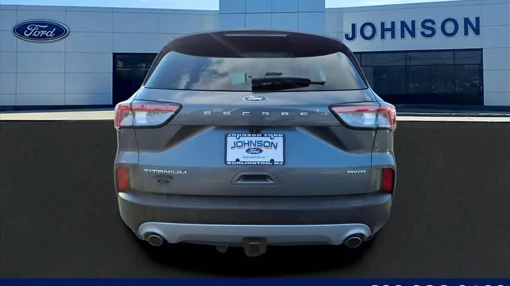 2022 Ford Escape Titanium