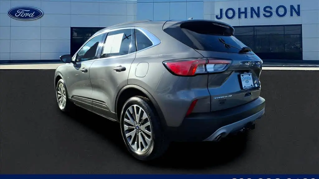 2022 Ford Escape Titanium