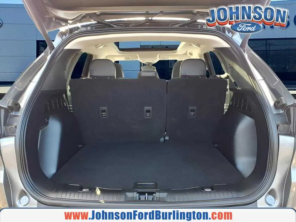 2022 Ford Escape - $23,800