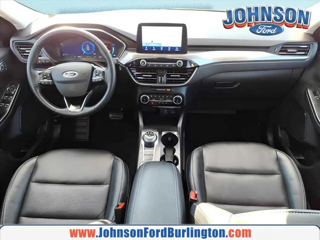 2022 Ford Escape - $23,800