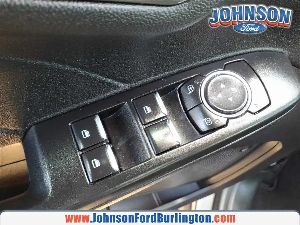 2022 Ford Escape - $23,800