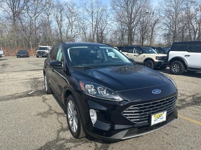 2022 Ford Escape AWD Titanium 4DR SUV