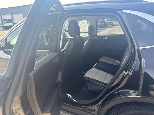 2022 Ford Escape - $25,225