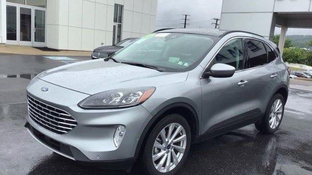 2022 Ford Escape Titanium