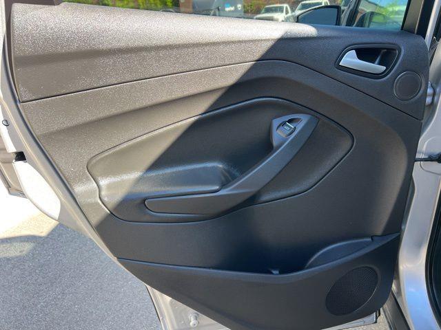 2016 Ford Escape - $11,242