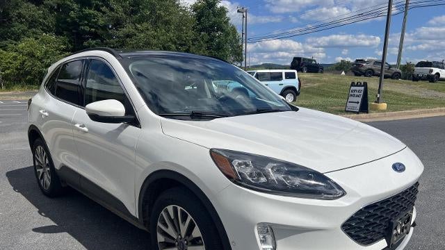 2020 Ford Escape Titanium