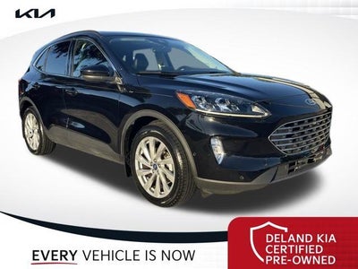 2022 Ford Escape AWD Titanium 4DR SUV