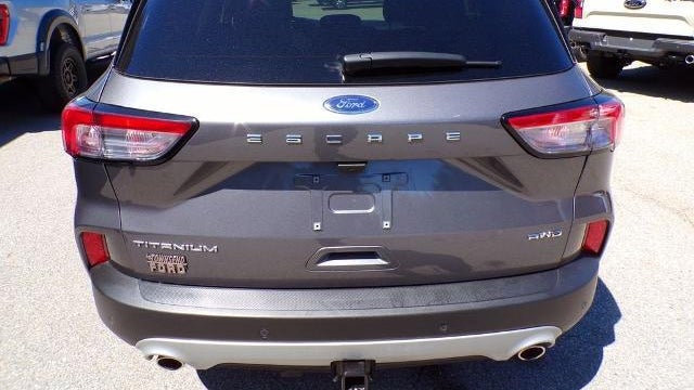 2022 Ford Escape Titanium