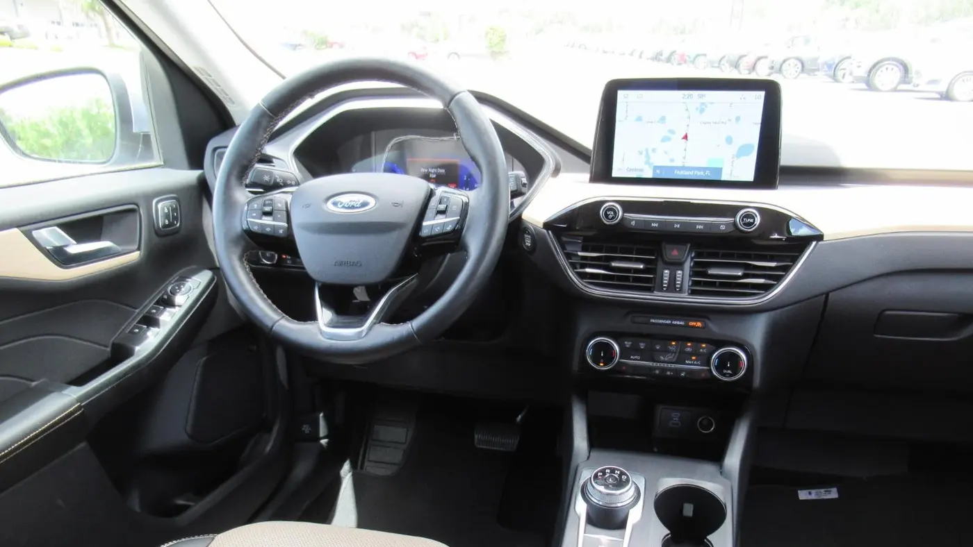 2022 Ford Escape Titanium