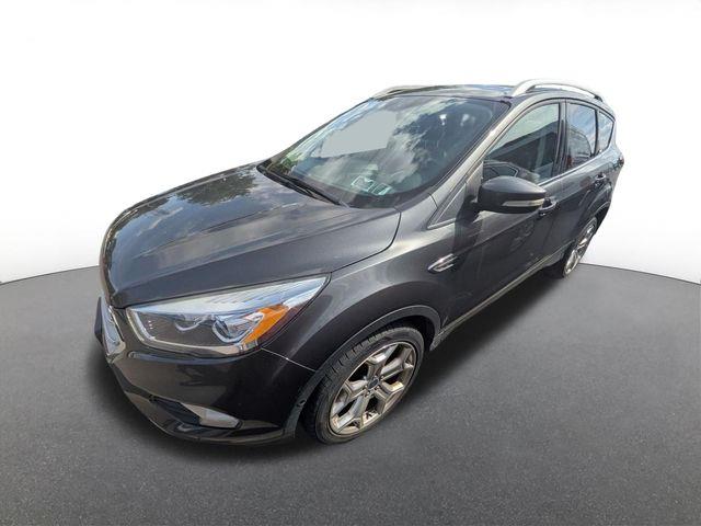 2019 Ford Escape Titanium — photo 1 of 24