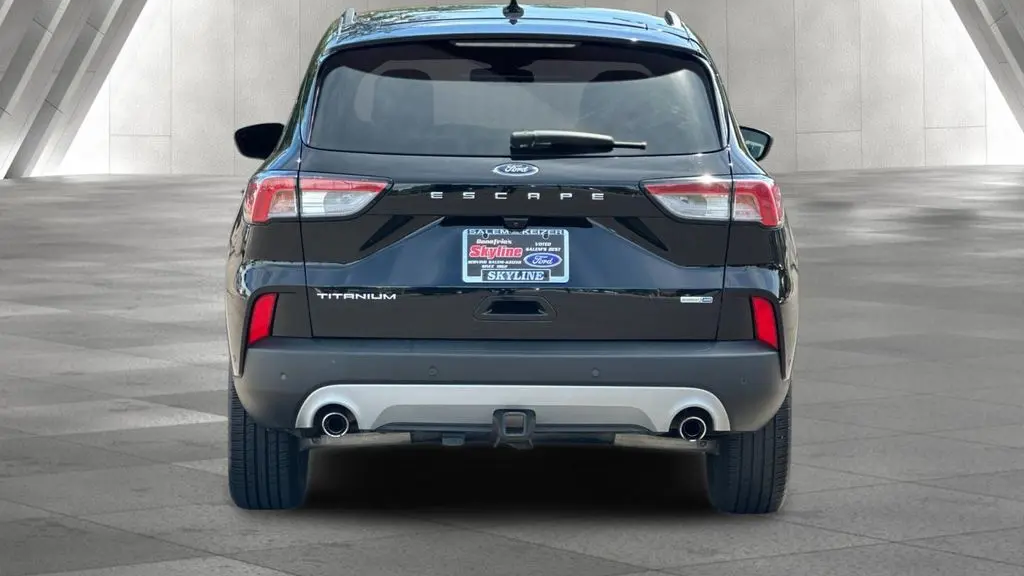 2020 Ford Escape Titanium