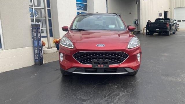 2020 Ford Escape Titanium