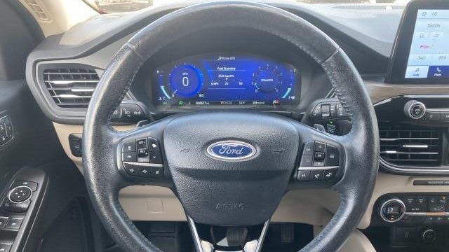 2020 Ford Escape Titanium