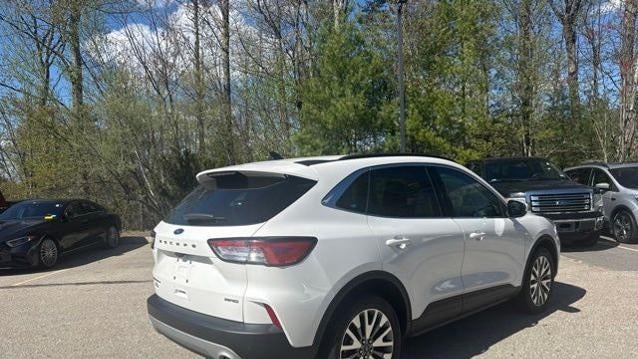 2022 Ford Escape Titanium