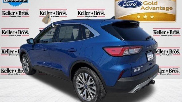 2022 Ford Escape Titanium