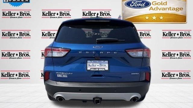2022 Ford Escape Titanium