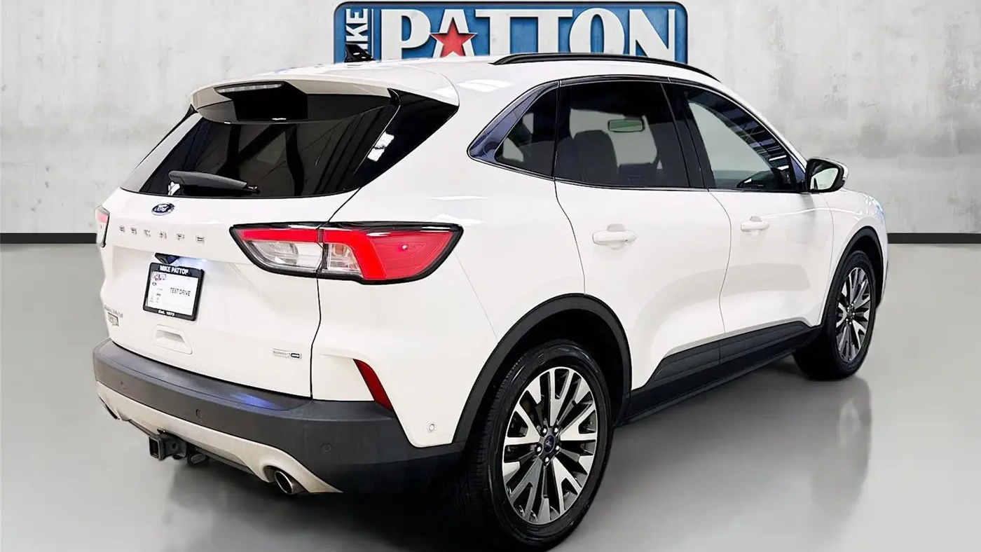 2020 Ford Escape Titanium