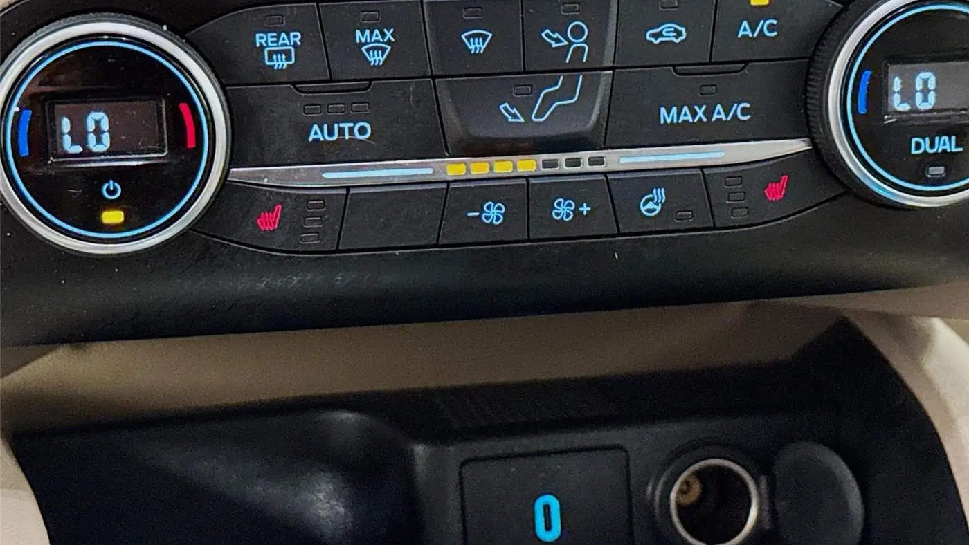 2020 Ford Escape Titanium
