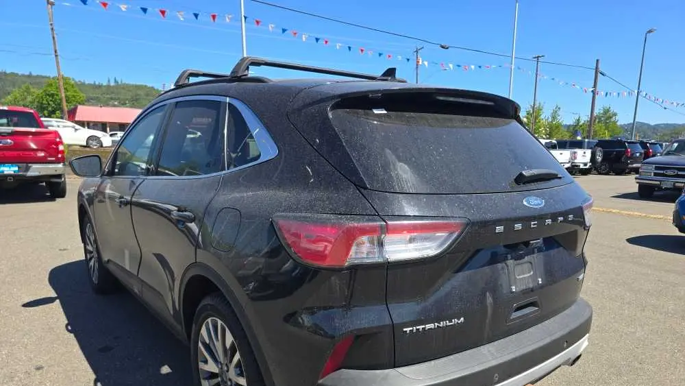 2020 Ford Escape Titanium