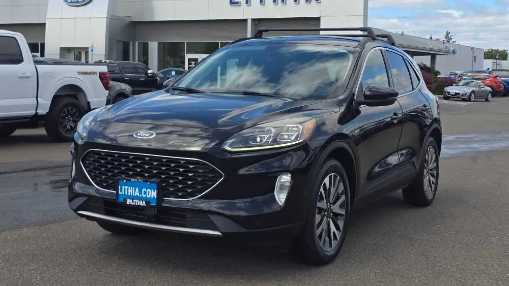 Preowned 2020 Ford Escape Titanium for Sale