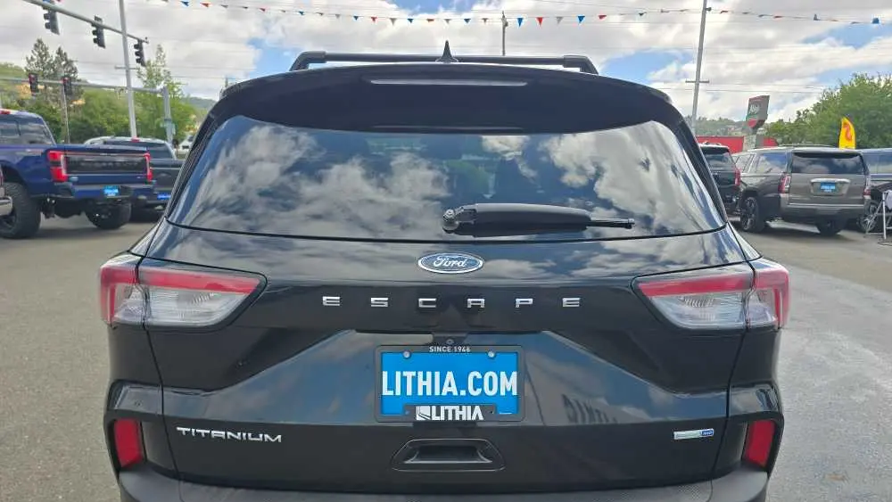 2020 Ford Escape Titanium