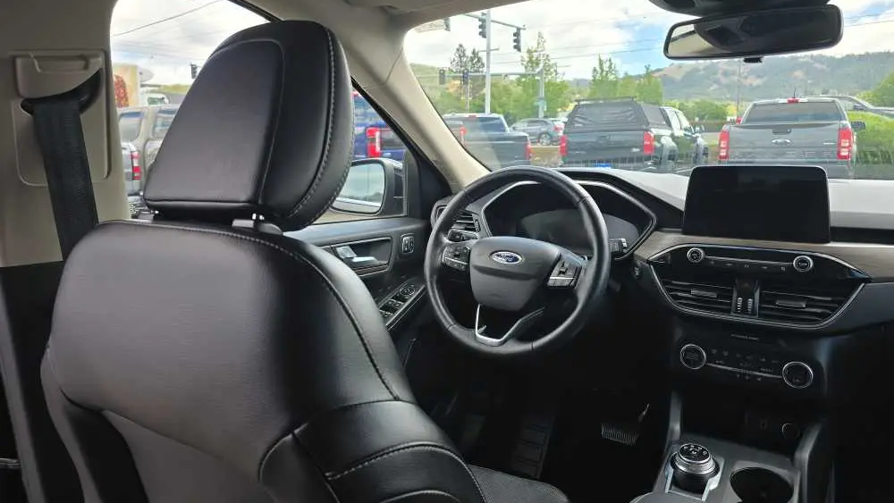 2020 Ford Escape Titanium