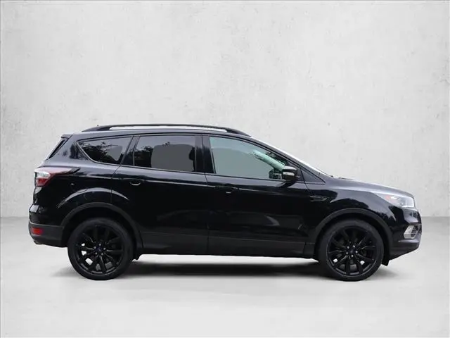2017 Ford Escape - $7,487