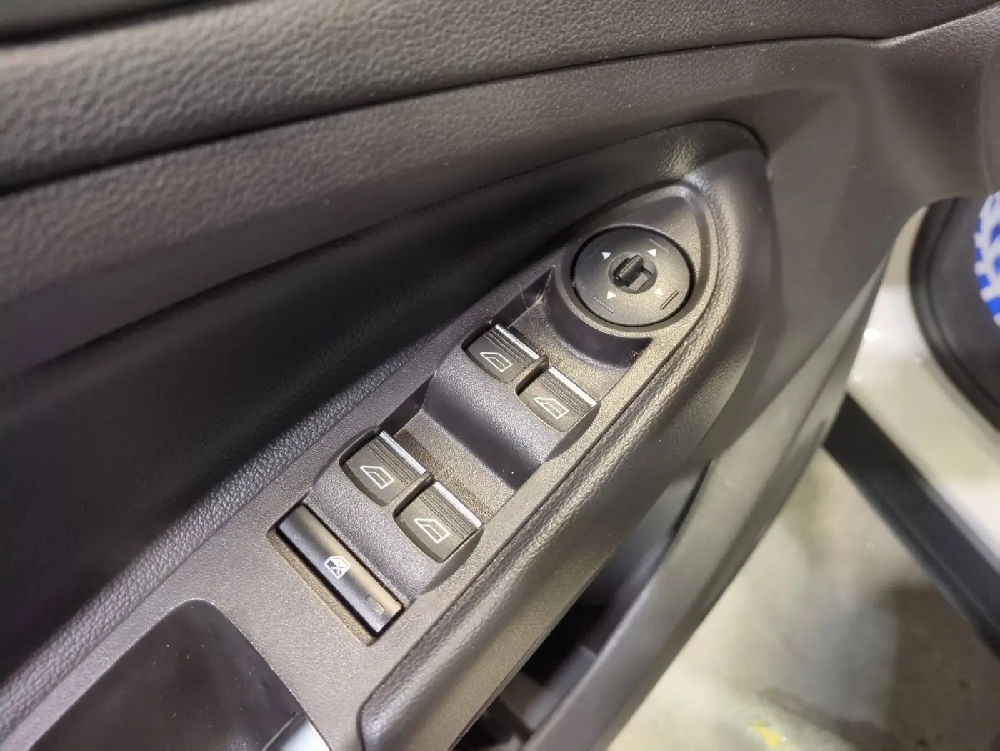 2019 Ford Escape - $13,590