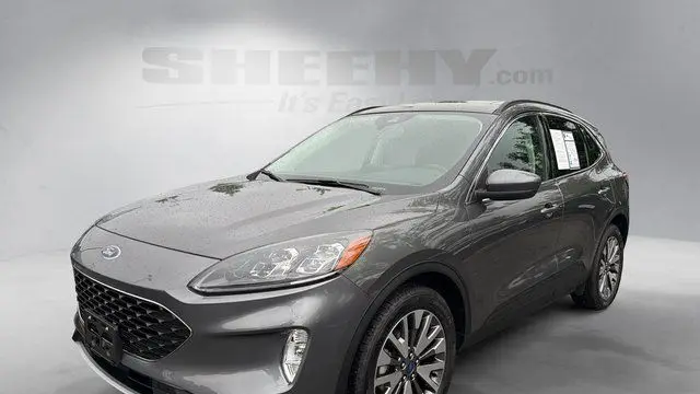 2022 Ford Escape Titanium