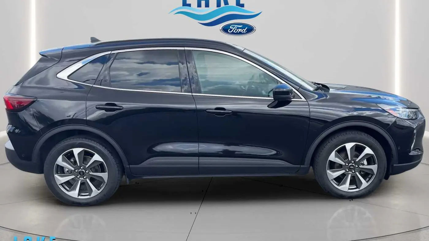 2023 Ford Escape Platinum