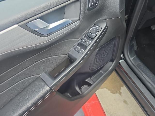 2024 Ford Escape - $26,600