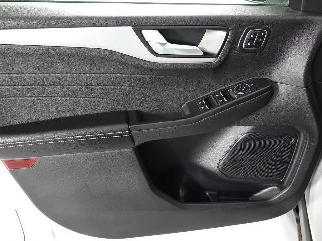 2025 Ford Escape - $26,995