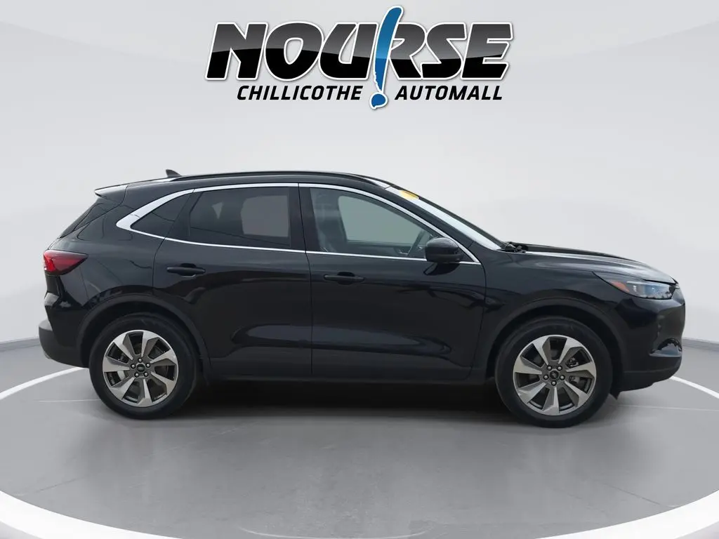2025 Ford Escape - $25,680