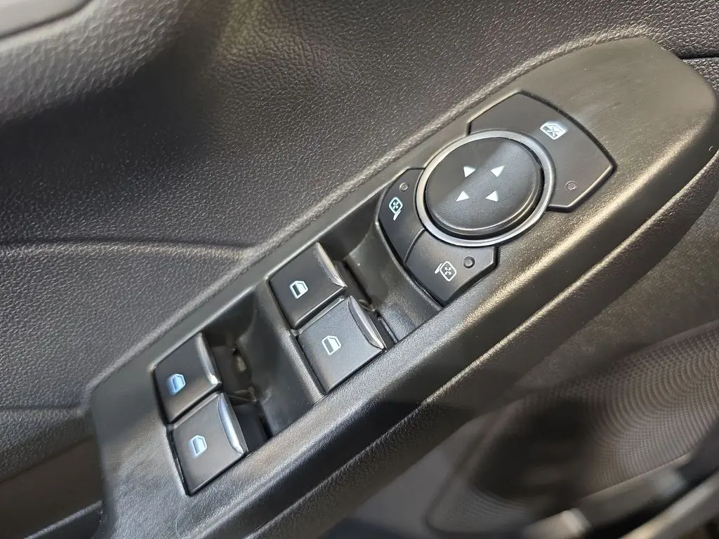 2025 Ford Escape - $25,680