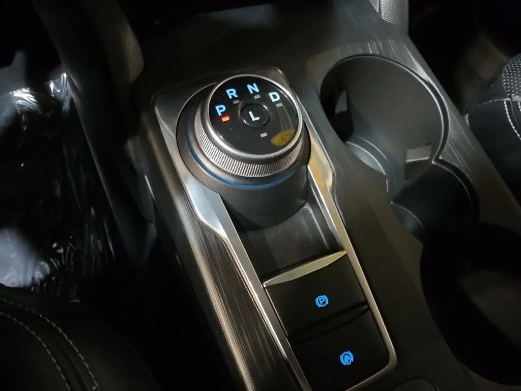 2025 Ford Escape - $25,680