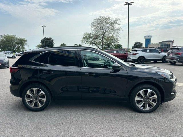 2025 Ford Escape - $28,988