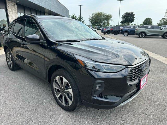 2025 Ford Escape - $28,988